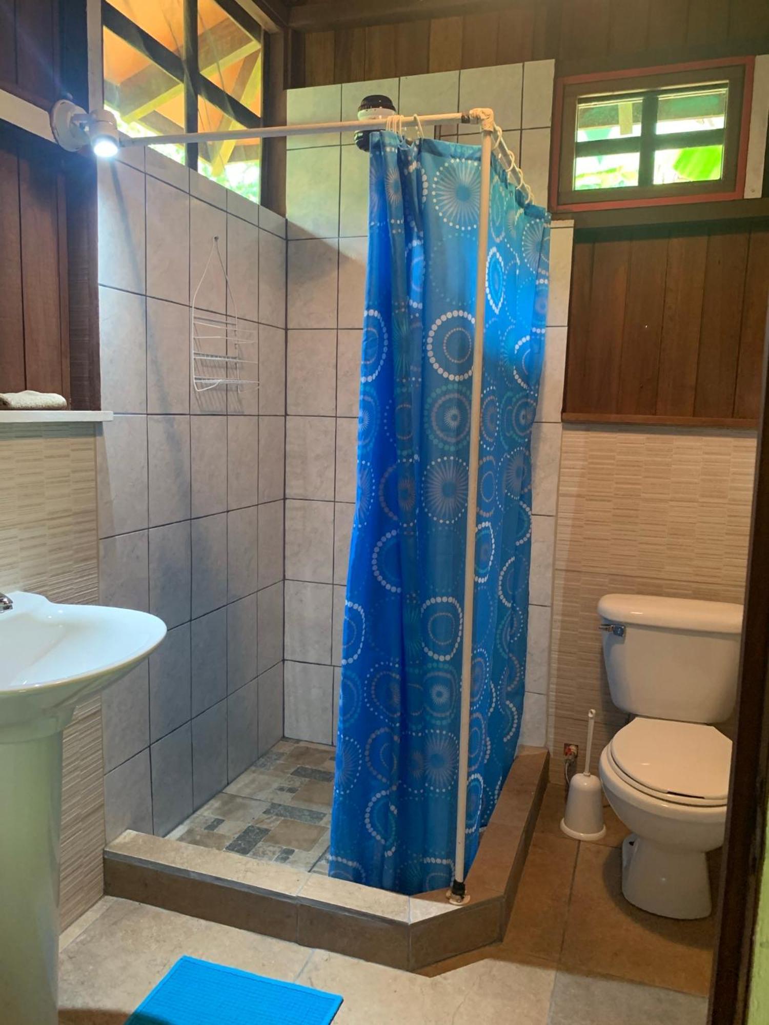 Cabinas Coco Lindo 오호찰 외부 사진